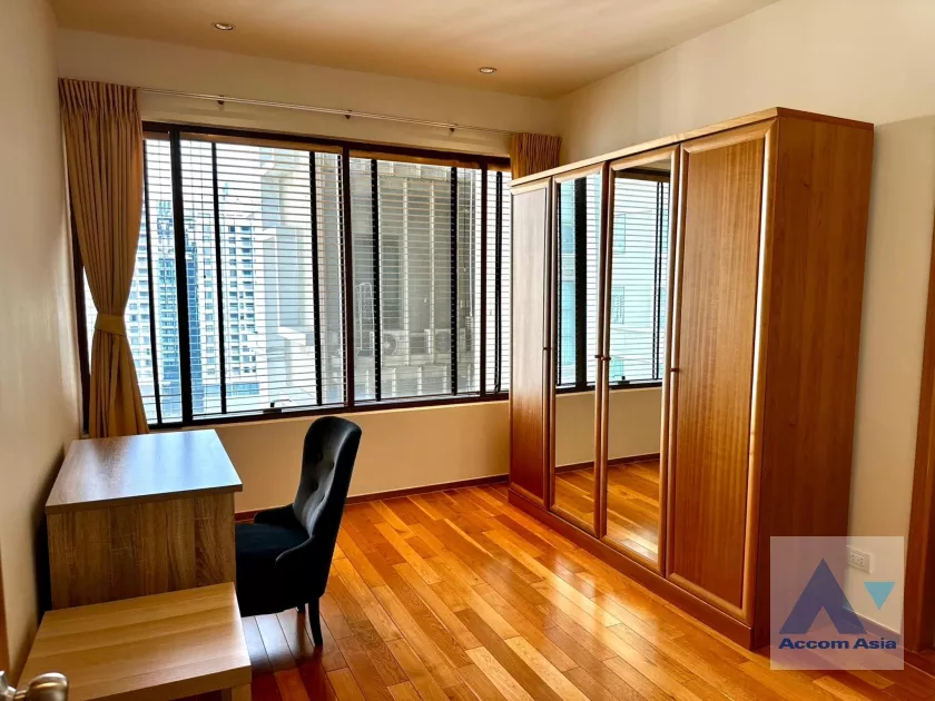 5  3 br Condominium For Rent in Sukhumvit ,Bangkok BTS Phrom Phong at The Emporio Place AA38687