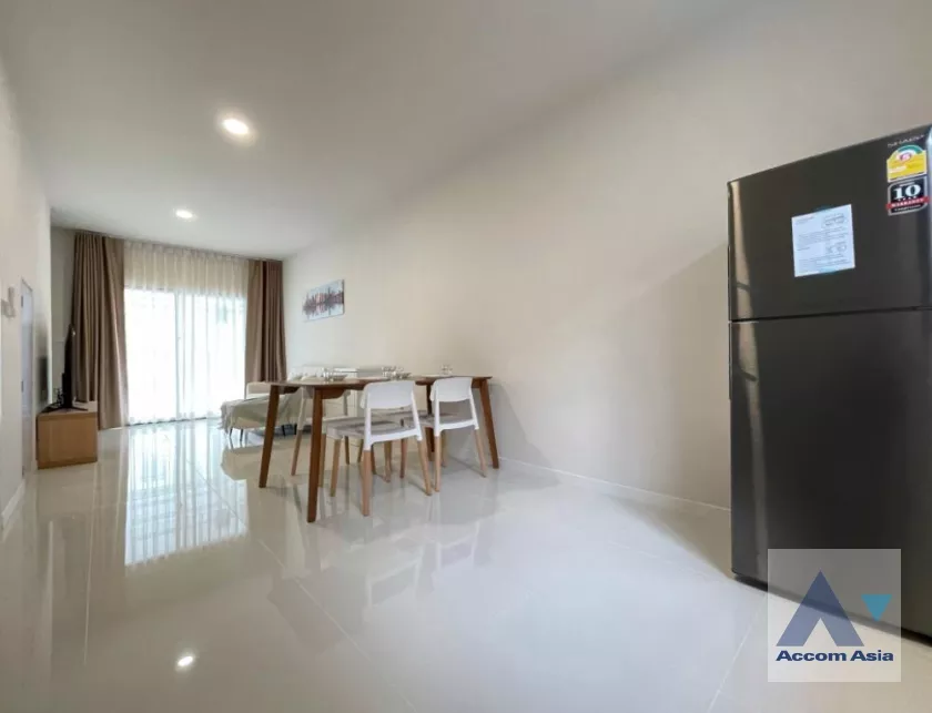  2 Bedrooms  Townhouse For Rent in ,   (AA38688)