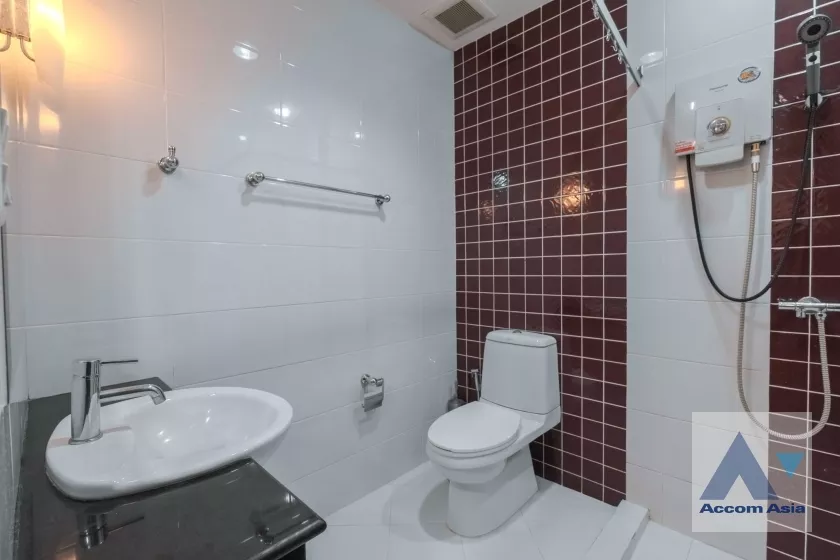 25  3 br Condominium For Rent in Sukhumvit ,Bangkok BTS Asok - MRT Sukhumvit at CitiSmart Sukhumvit 18 AA38696