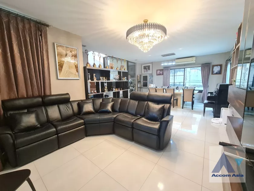  1  4 br House for rent and sale in Pattanakarn ,Bangkok ARL Ban Thap Chang at Manthana Onnut–Wongwaen 4 AA38697