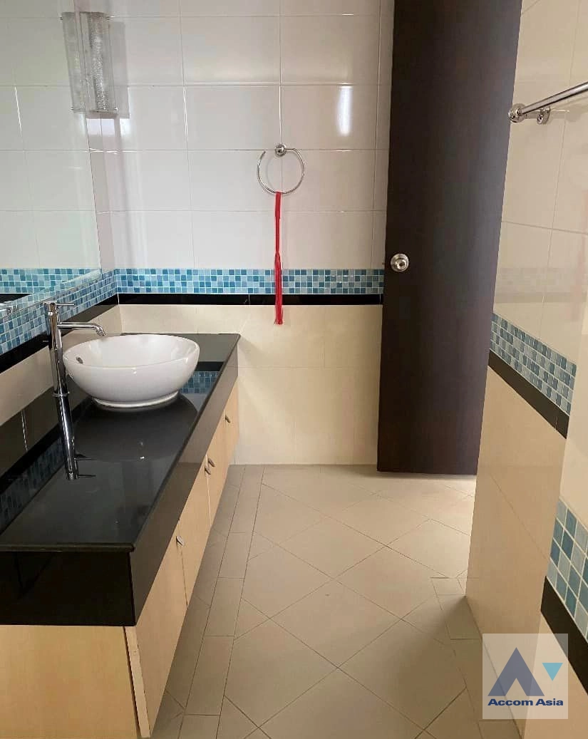 8  2 br Condominium for rent and sale in Sukhumvit ,Bangkok BTS Asok - MRT Sukhumvit at CitiSmart Sukhumvit 18 AA38700