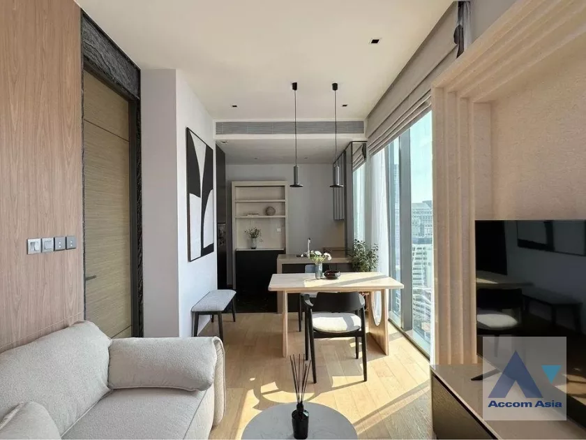 4  1 br Condominium For Rent in Ploenchit ,Bangkok BTS Chitlom at 28 Chidlom AA38707