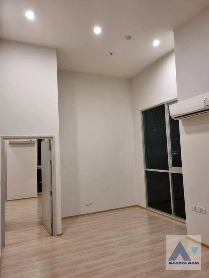 4  2 br Condominium For Sale in Ratchadaphisek ,Bangkok MRT Thailand Cultural Center at Noble Revolve Ratchada 2 AA38712