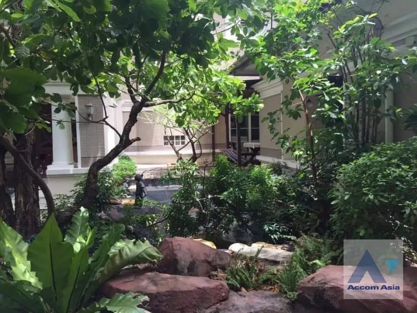 17  4 br House For Sale in Phaholyothin ,Bangkok  at Ladawan Ramintra Km.2 AA38719