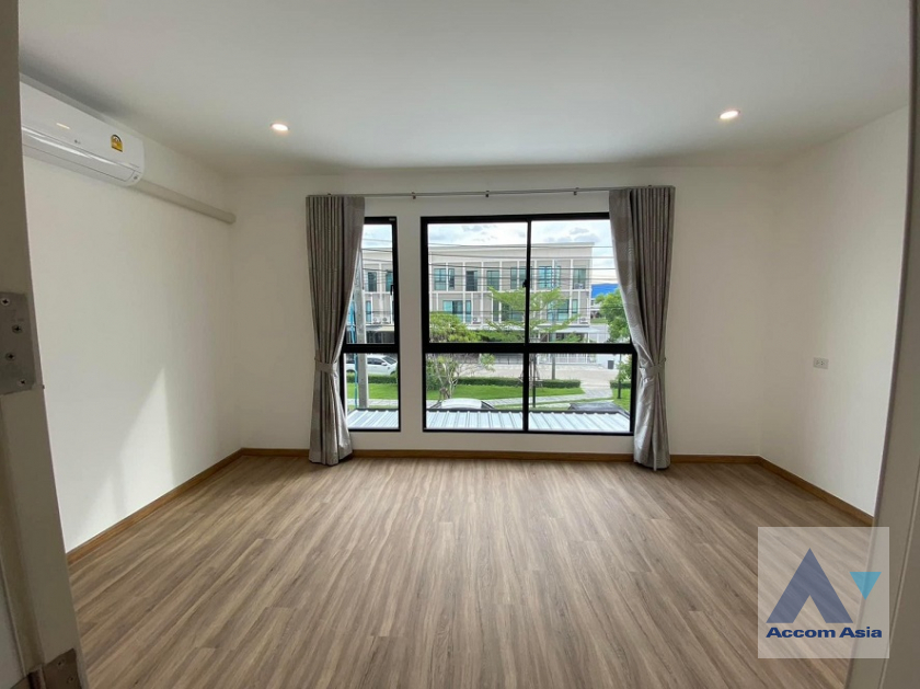 7  3 br House For Rent in Lat Phrao ,Bangkok ARL Hua Mak at Patio Srinakarin-Rama 9 AA38725