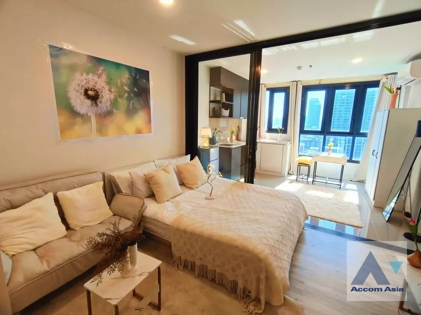 5  1 br Condominium For Rent in Ratchadaphisek ,Bangkok MRT Sutthisan at XT Huaikhwang  AA38729