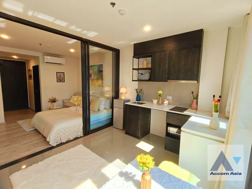  1 Bedroom  Condominium For Rent in Ratchadapisek, Bangkok  near MRT Sutthisan (AA38729)