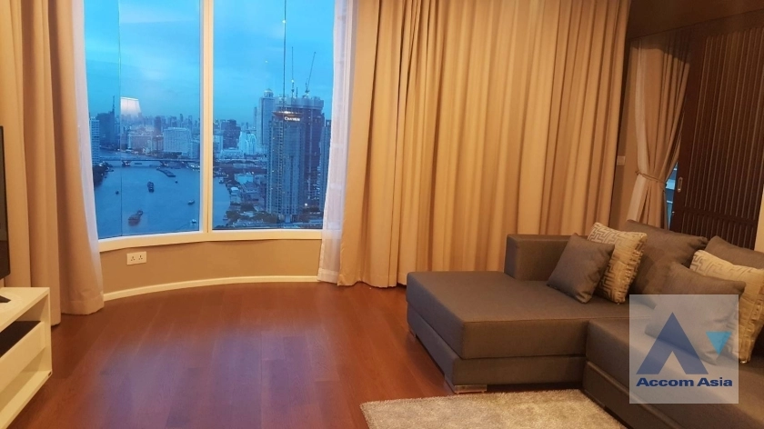  1  3 br Condominium For Rent in Charoenkrung ,Bangkok BTS Saphan Taksin at Menam Residences AA38749