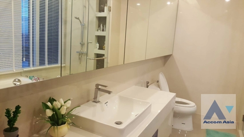 7  3 br Condominium For Rent in Rama 3 ,Bangkok BTS Saphan Taksin at Menam Residences AA38749