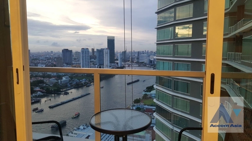 9  3 br Condominium For Rent in Charoenkrung ,Bangkok BTS Saphan Taksin at Menam Residences AA38749