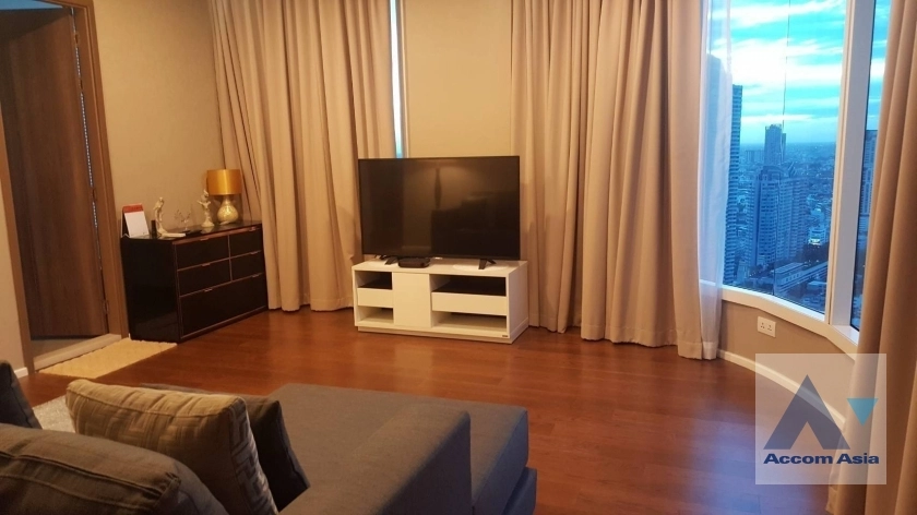 4  3 br Condominium For Rent in Rama 3 ,Bangkok BTS Saphan Taksin at Menam Residences AA38749