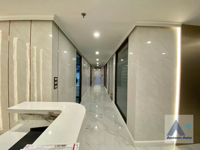 unit Office space For Rent in Sukhumvit, Bangkok  near BTS Asok - MRT Sukhumvit (AA38765)