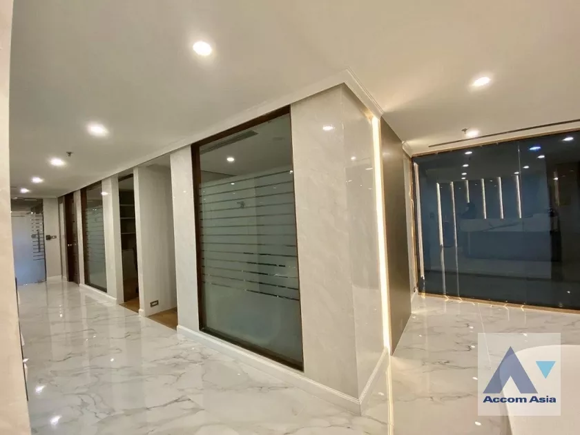 6  Office Space For Rent in Sukhumvit ,Bangkok BTS Asok - MRT Sukhumvit at Ocean Tower 2 AA38765