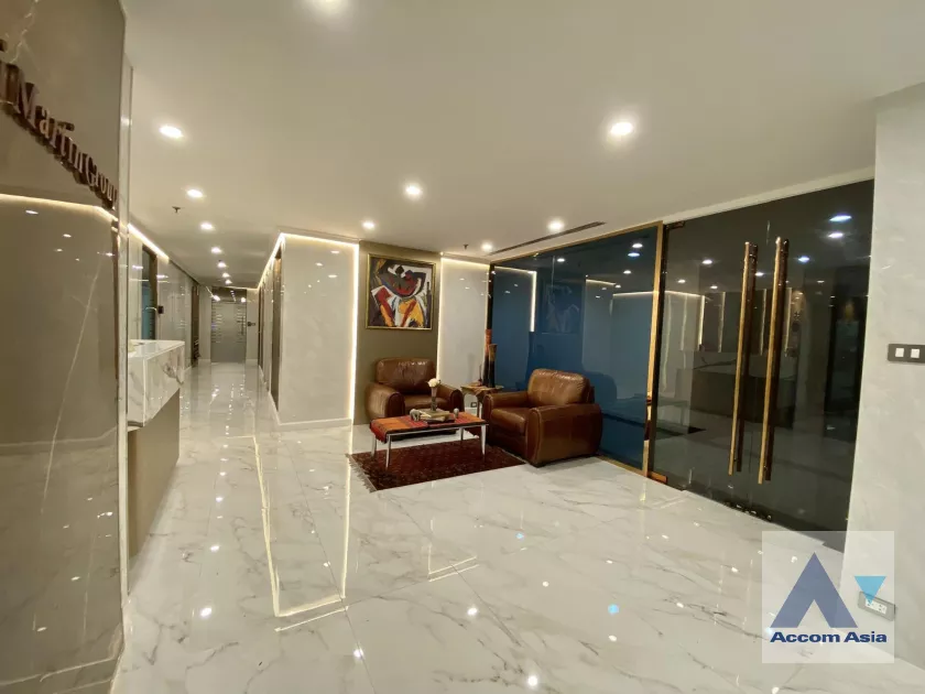  2  Office Space For Rent in Sukhumvit ,Bangkok BTS Asok - MRT Sukhumvit at Ocean Tower 2 AA38765