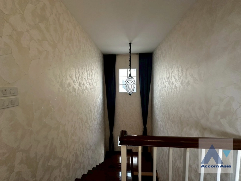 12  4 br Townhouse For Sale in Sukhumvit ,Bangkok BTS On Nut at Garden Square Sukhumvit 77 AA38771