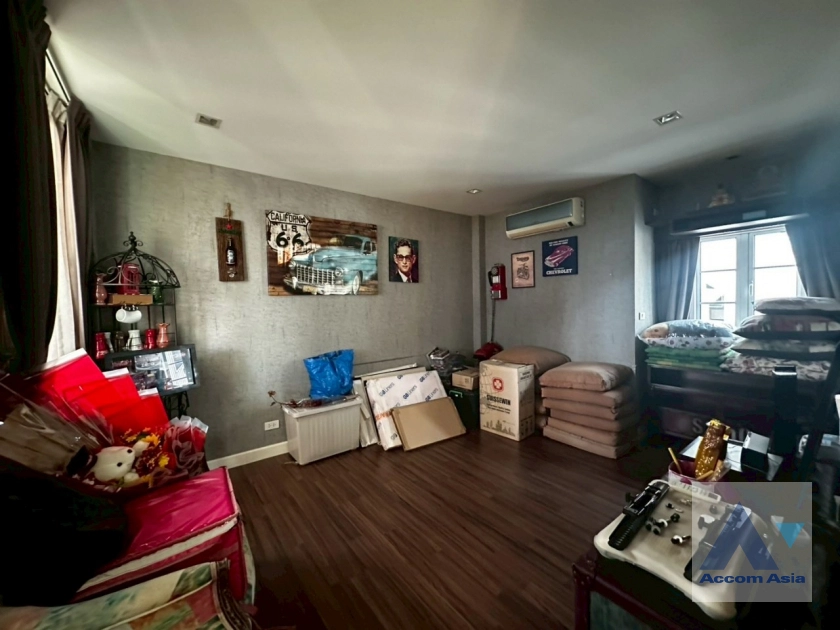 15  4 br Townhouse For Sale in Sukhumvit ,Bangkok BTS On Nut at Garden Square Sukhumvit 77 AA38771