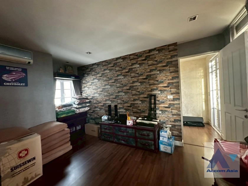 14  4 br Townhouse For Sale in Sukhumvit ,Bangkok BTS On Nut at Garden Square Sukhumvit 77 AA38771