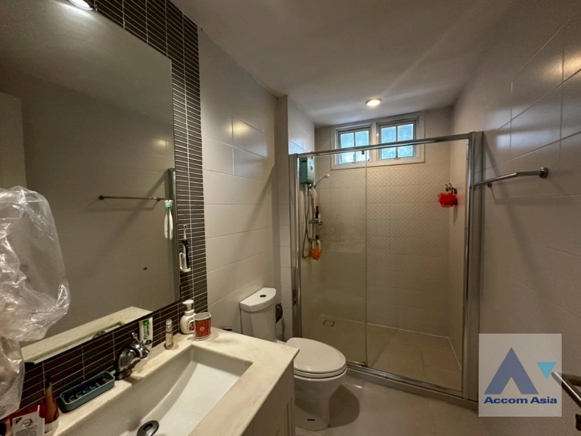 18  4 br Townhouse For Sale in Sukhumvit ,Bangkok BTS On Nut at Garden Square Sukhumvit 77 AA38771