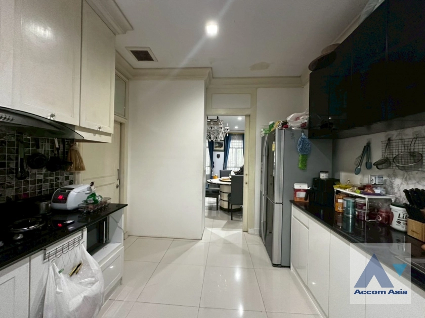 4  4 br Townhouse For Sale in Sukhumvit ,Bangkok BTS On Nut at Garden Square Sukhumvit 77 AA38771