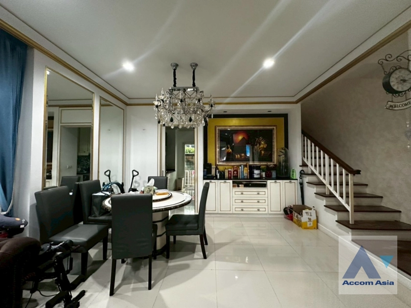  1  4 br Townhouse For Sale in Sukhumvit ,Bangkok BTS On Nut at Garden Square Sukhumvit 77 AA38771