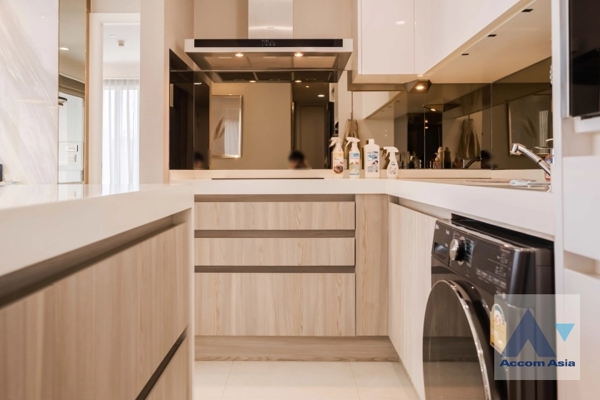 8  2 br Condominium for rent and sale in Ploenchit ,Bangkok BTS Chitlom at Q Langsuan  AA38772