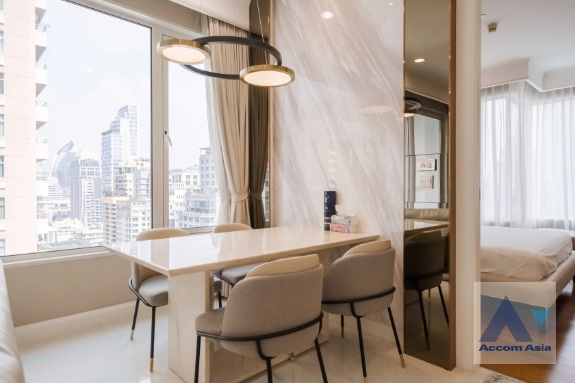 7  2 br Condominium for rent and sale in Ploenchit ,Bangkok BTS Chitlom at Q Langsuan  AA38772