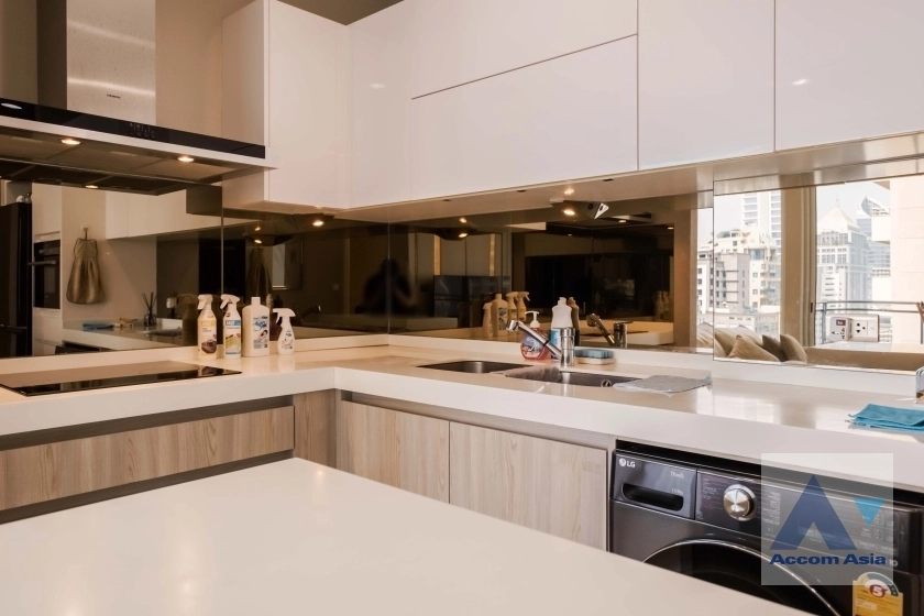 9  2 br Condominium for rent and sale in Ploenchit ,Bangkok BTS Chitlom at Q Langsuan  AA38772