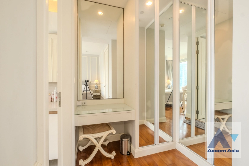 16  2 br Condominium for rent and sale in Ploenchit ,Bangkok BTS Chitlom at Q Langsuan  AA38791