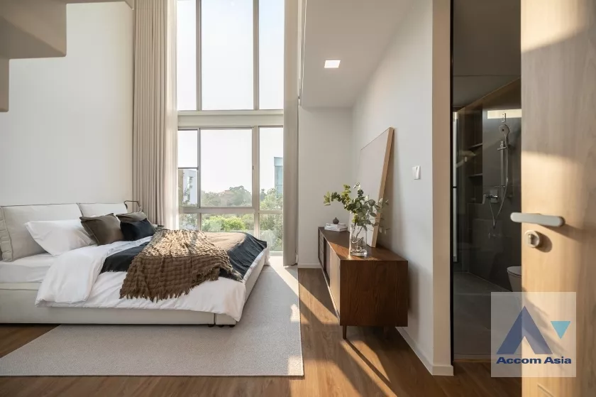 15  3 br House For Rent in Latkrabang ,Bangkok ARL Ban Thap Chang at VIVE Rama 9 AA38806