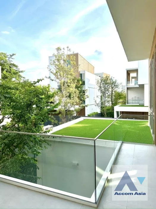 Fully Furnished, Split-type Air, Garden, Double High Ceiling, Duplex Condo |  3 Bedrooms  House For Rent in Latkrabang, Bangkok  near ARL Ban Thap Chang (AA38807)