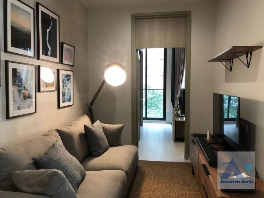 Fully Furnished |  Noble Ploenchit Condominium  1 Bedroom for Rent BTS Ploenchit in Ploenchit Bangkok