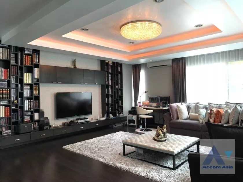 4  3 br Townhouse For Sale in Ratchadaphisek ,Bangkok  at B Square Rama 9 AA38832