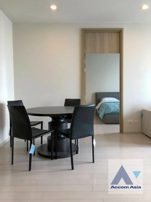 4  2 br Condominium For Sale in Ploenchit ,Bangkok BTS Ploenchit at Noble Ploenchit AA38834