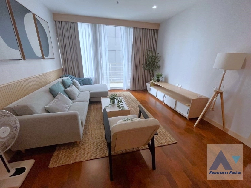 unit 2 Bedrooms  Condominium For Rent in Sukhumvit, Bangkok  (AA38837)