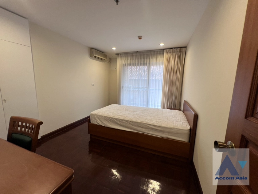 9  3 br Apartment For Rent in Sukhumvit ,Bangkok BTS Phrom Phong at Good maintained AA38842