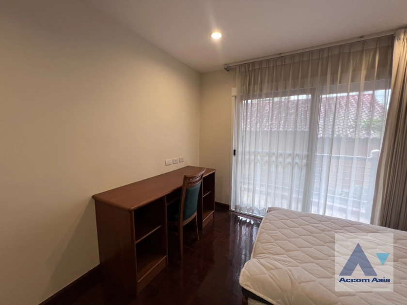 10  3 br Apartment For Rent in Sukhumvit ,Bangkok BTS Phrom Phong at Good maintained AA38842