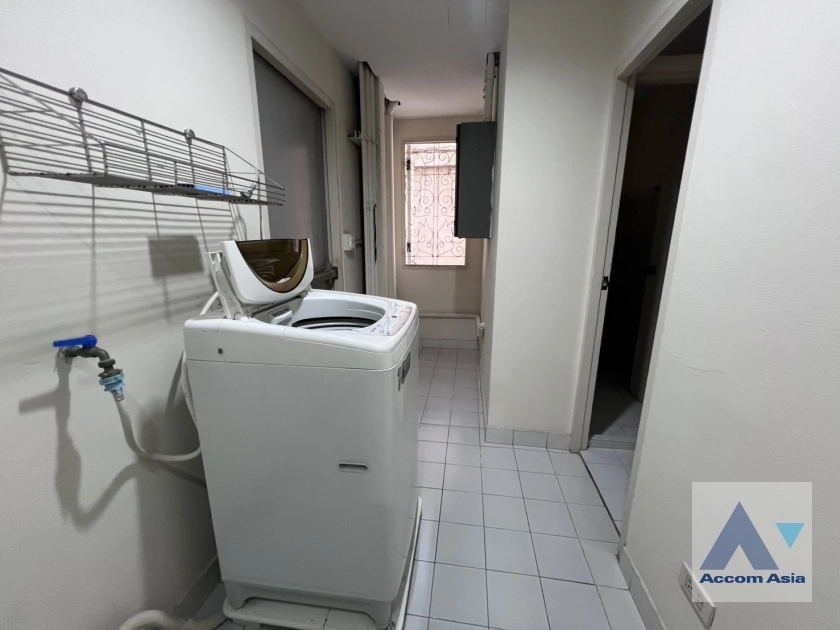 23  3 br Apartment For Rent in Sukhumvit ,Bangkok BTS Phrom Phong at Good maintained AA38842