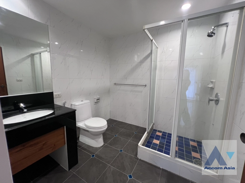 18  3 br Apartment For Rent in Sukhumvit ,Bangkok BTS Phrom Phong at Good maintained AA38842