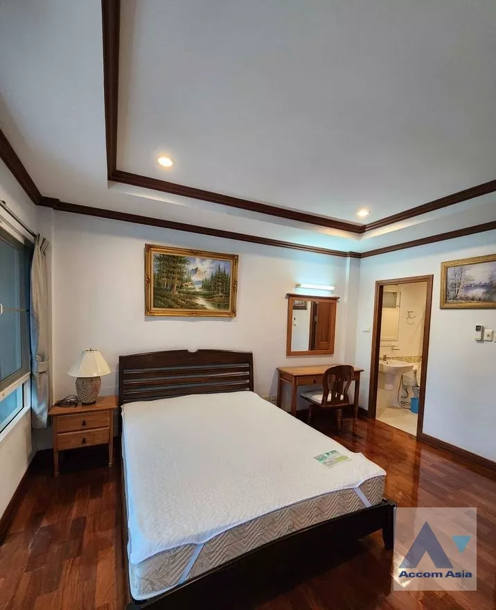 8  2 br Townhouse For Rent in sukhumvit ,Bangkok BTS Thong Lo AA38843