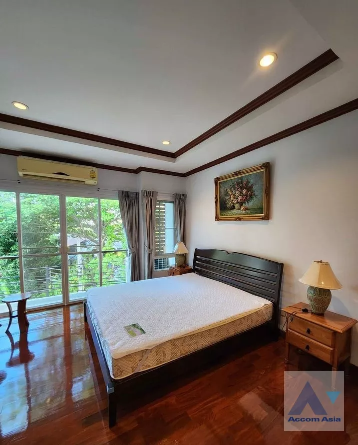 7  2 br Townhouse For Rent in sukhumvit ,Bangkok BTS Thong Lo AA38843