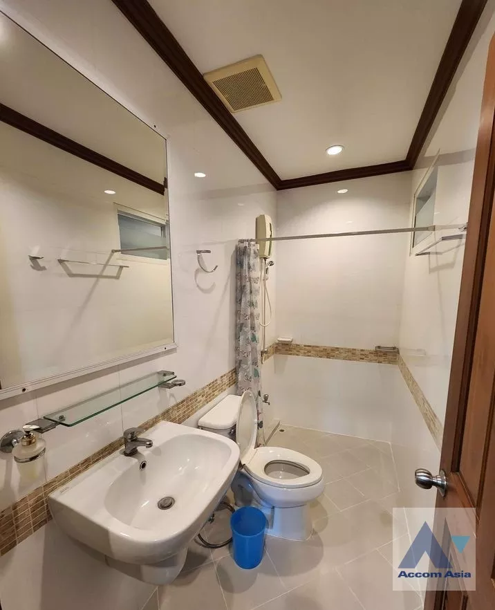 11  2 br Townhouse For Rent in sukhumvit ,Bangkok BTS Thong Lo AA38843