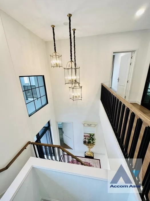 9  4 br House for rent and sale in Latkrabang ,Bangkok ARL Ban Thap Chang at Nantawan Rama 9 New Krungthepkreetha AA38853