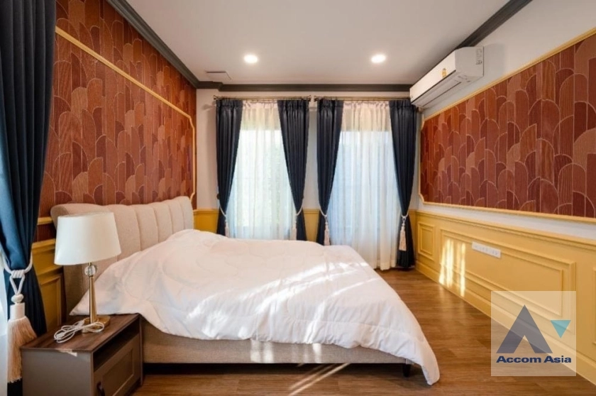 29  4 br House for rent and sale in Latkrabang ,Bangkok ARL Ban Thap Chang at Nantawan Rama 9 New Krungthepkreetha AA38862