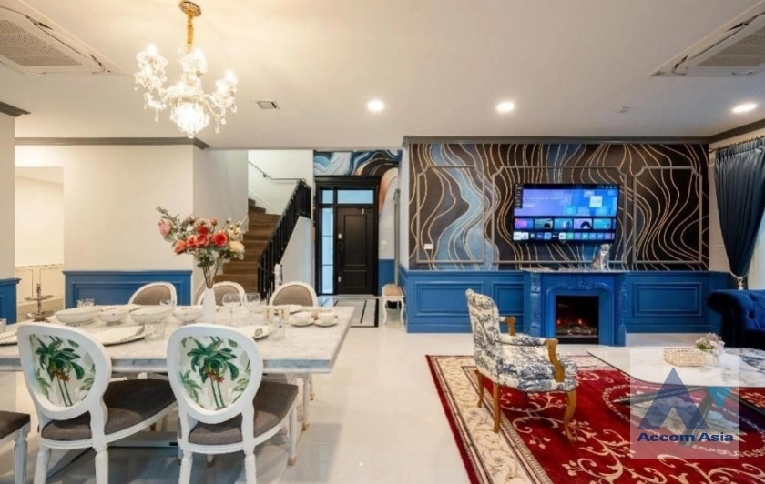  1  4 br House for rent and sale in Latkrabang ,Bangkok ARL Ban Thap Chang at Nantawan Rama 9 New Krungthepkreetha AA38862