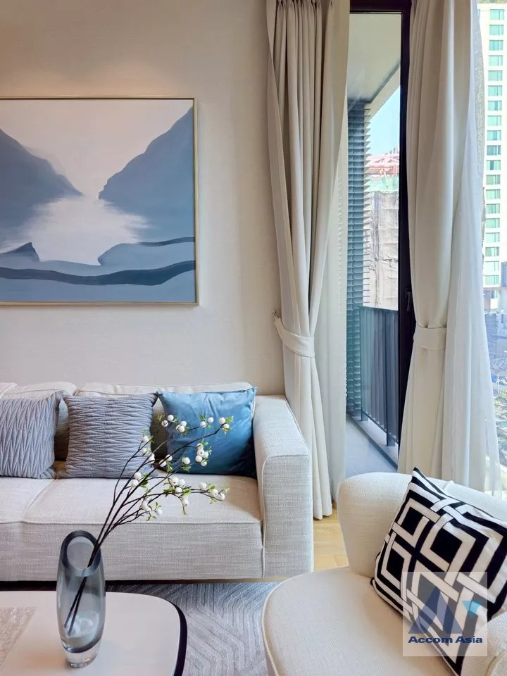 4  2 br Condominium for rent and sale in Ploenchit ,Bangkok BTS Chitlom at 28 Chidlom AA38864