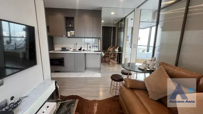 unit 1 Bedroom  Condominium For Rent & Sale in Sukhumvit, Bangkok  near BTS Ekkamai (AA38866)