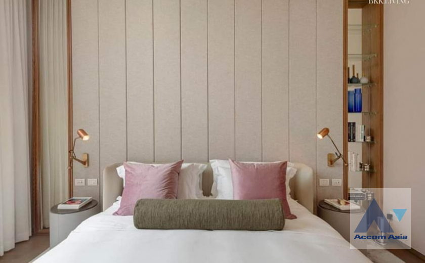  1  1 br Condominium For Sale in Ploenchit ,Bangkok BTS Chitlom at Scope Langsuan AA38874