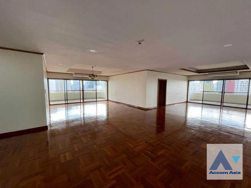  Tower Park Condominium  3 Bedroom for Sale & Rent BTS Nana in Sukhumvit Bangkok