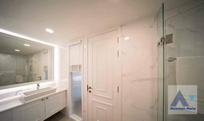 11  3 br Condominium for rent and sale in Sukhumvit ,Bangkok BTS Ekkamai at C Ekkamai AA38884