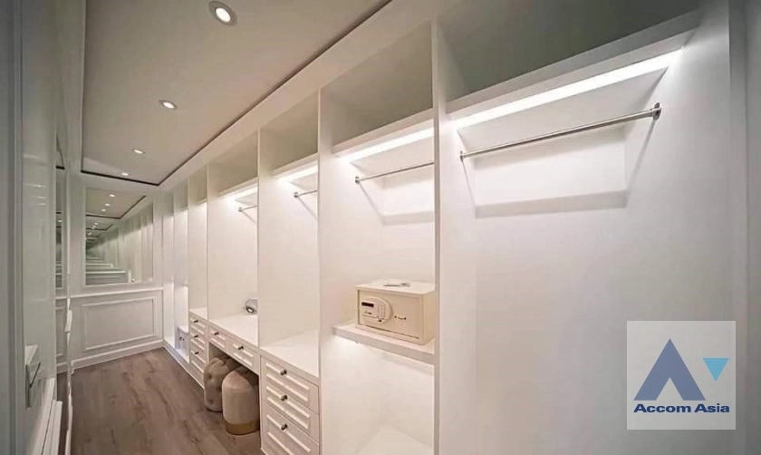 12  3 br Condominium for rent and sale in Sukhumvit ,Bangkok BTS Ekkamai at C Ekkamai AA38884